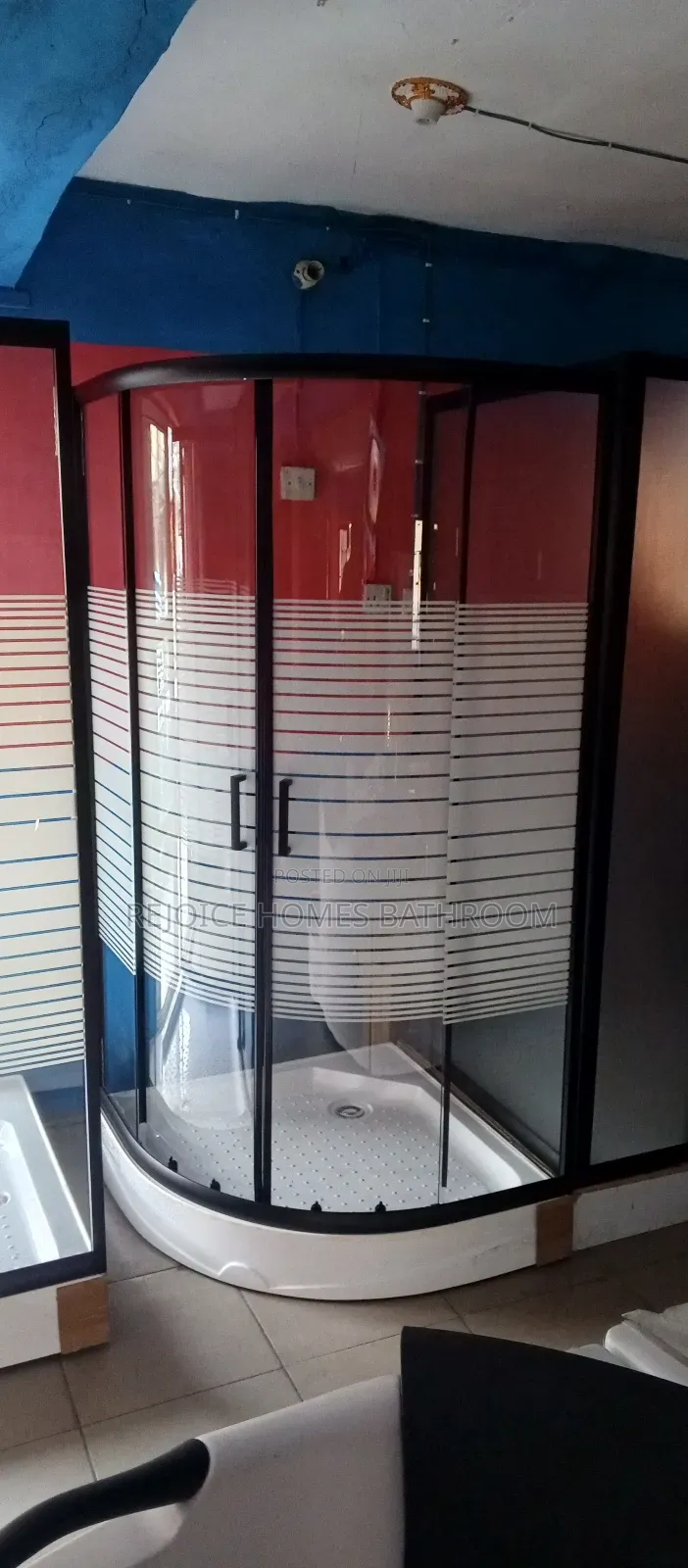 90 by 90 Black Frame Shower Cubicle