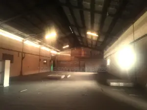 Warehouse Capacity of 1,000sqm