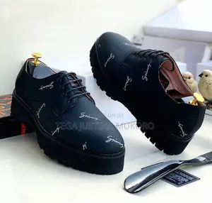 High Quality Givenchy Flat Shoes