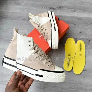 Converse Chuck Taylor All Star 70 PLUS High Beige