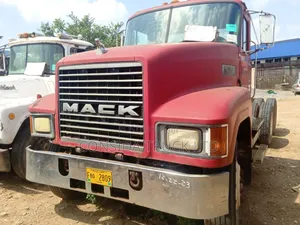 Mack CH Red 1998