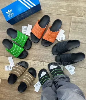 Photo - Original Luxury Sildes Adidas Best Quality Available