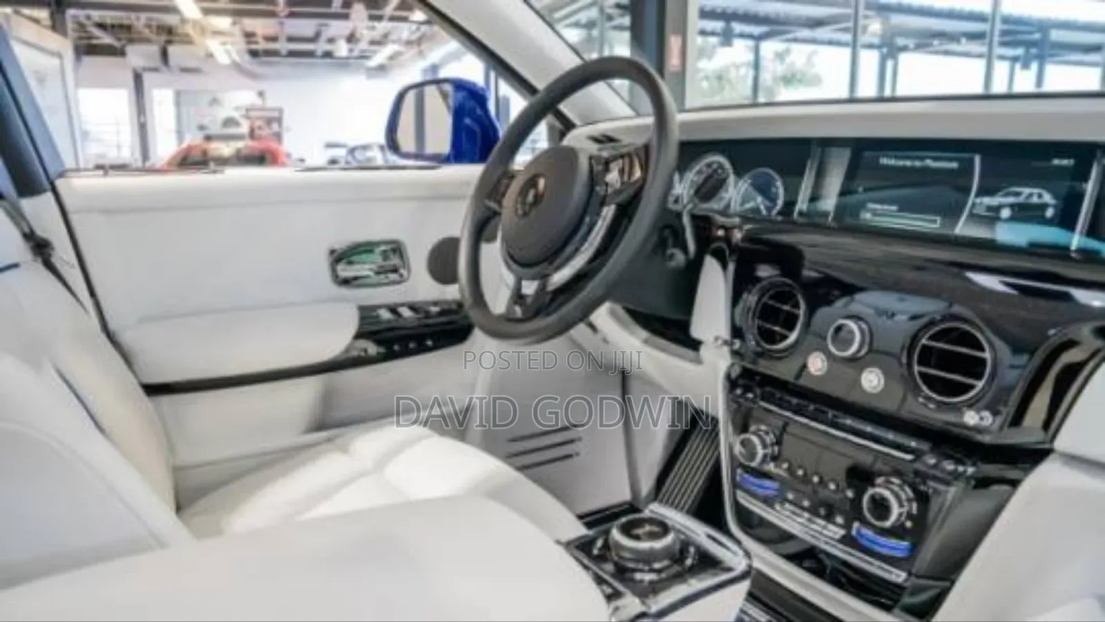 Rolls-Royce Phantom 2023 Blue