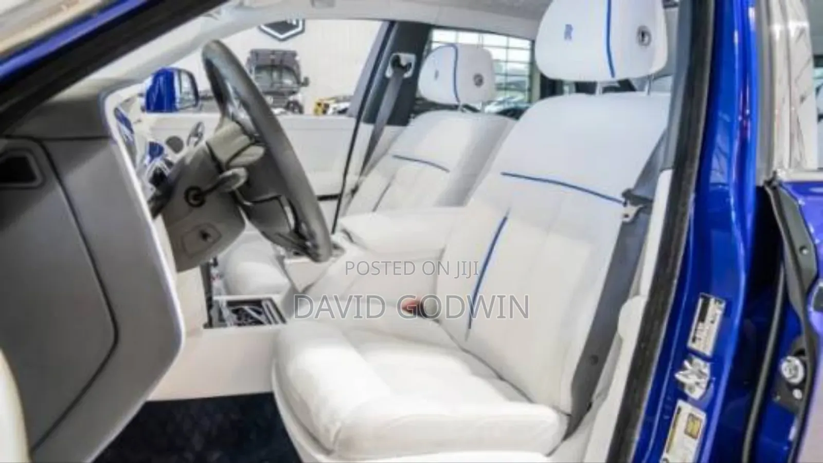 Rolls-Royce Phantom 2023 Blue