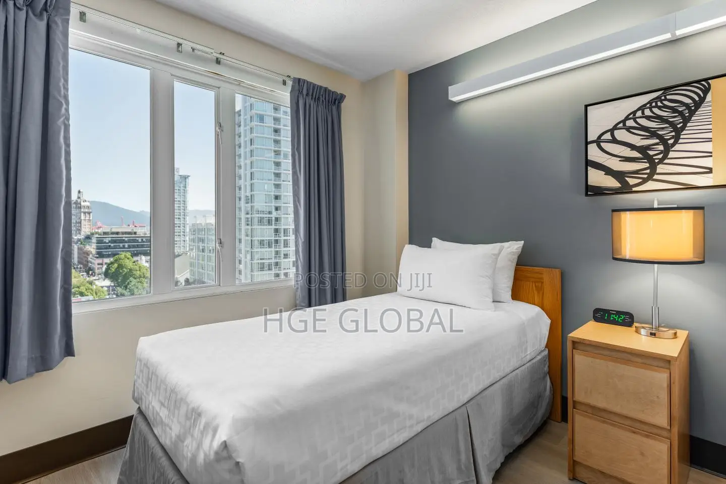 Single Ensuite Rooms for Shortlet