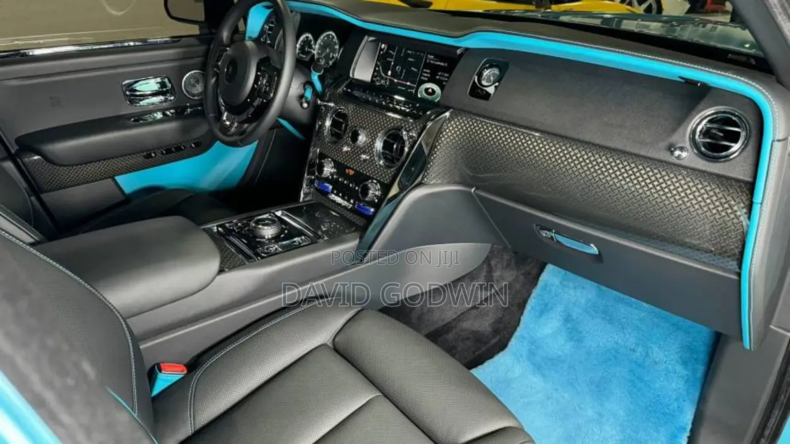 Rolls-Royce Cullinan Base 2021 Blue