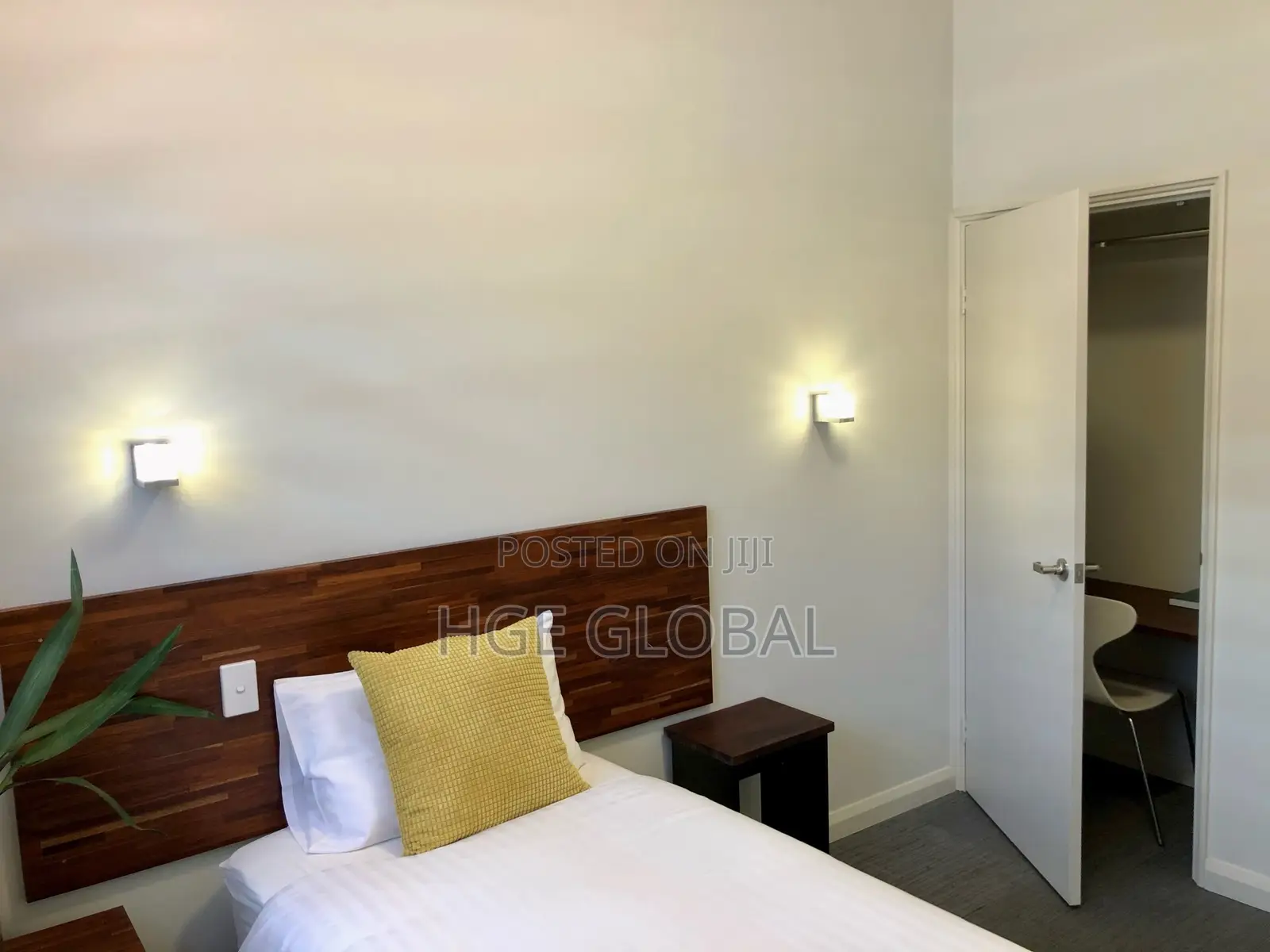 Single Ensuite Rooms for Shortlet