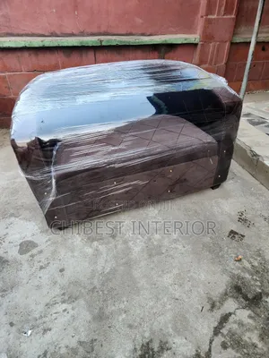Padded Upholstery Sofa Chair.