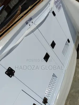 Very-Powerful 100kva Soundproof Perkins Generator