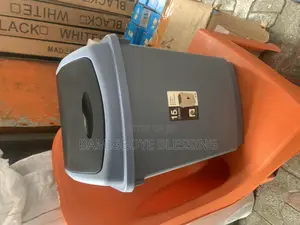 Small Dust Bin Bucket
