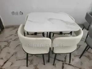 Complete Dining by 4 Seaters