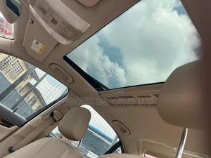 Mercedes-Benz C250 2013 Off white