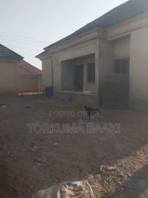 3bdrm Bungalow in Efab Verizon, Gwarinpa for sale