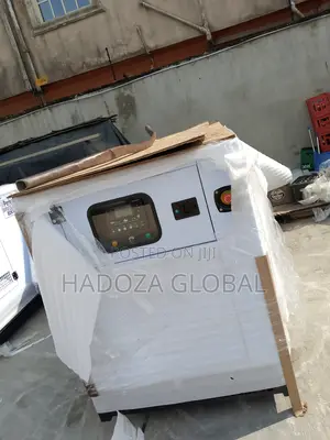 Noise-Suppressed 100kva Soundproof Perkins Generator