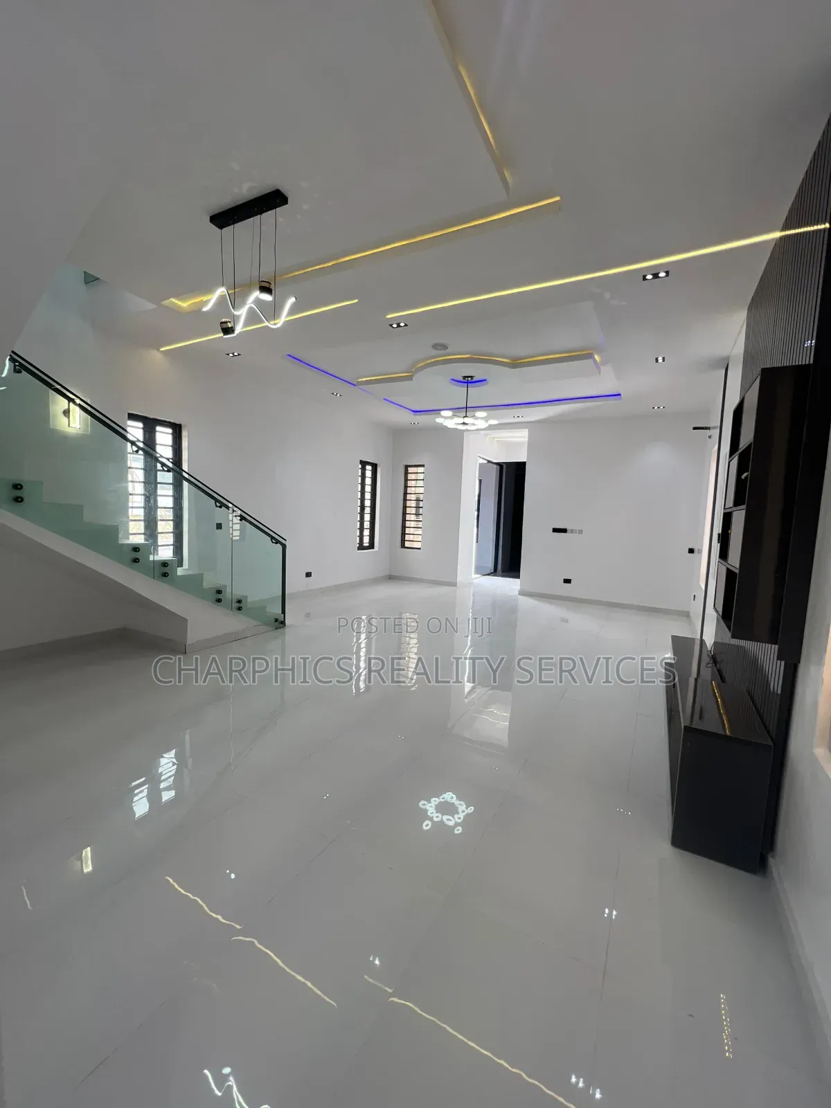 5bdrm Duplex in Ajah for sale