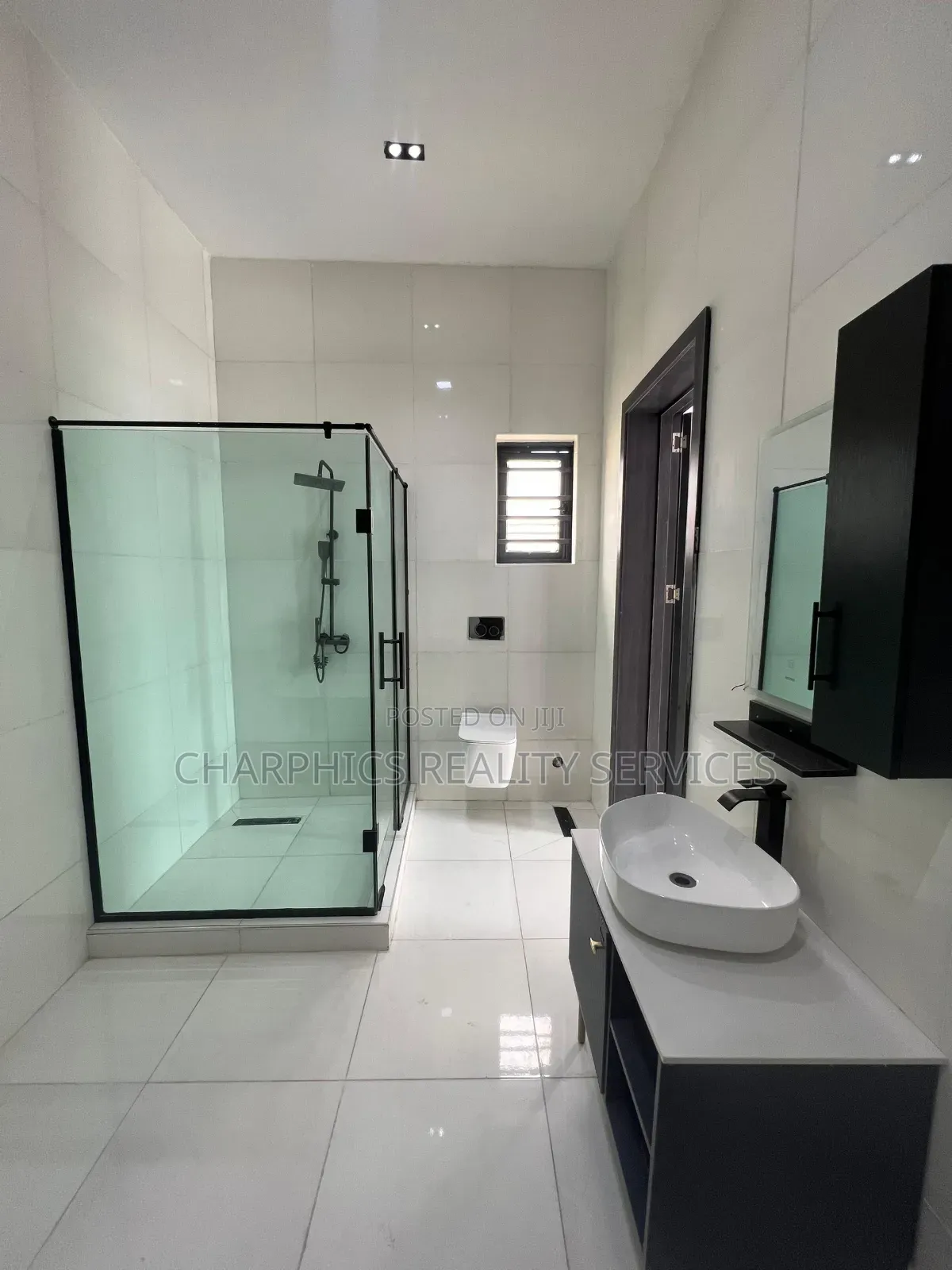 5bdrm Duplex in Ajah for sale
