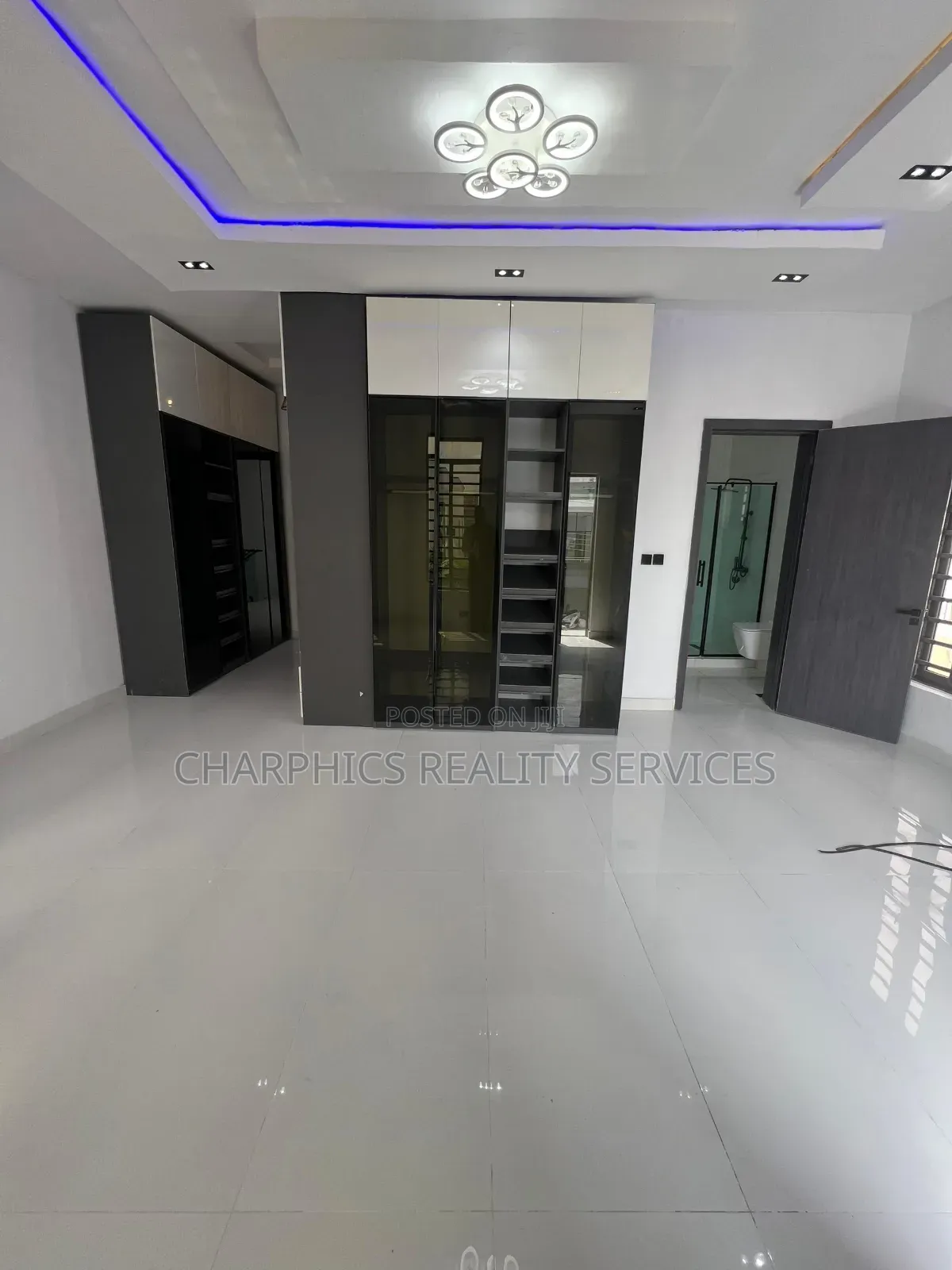 5bdrm Duplex in Ajah for sale
