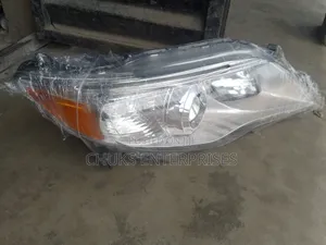 Toyota Avalon 2012 Headlight