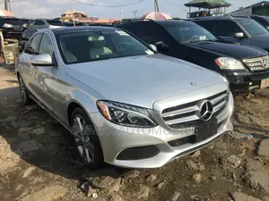 Mercedes-Benz C300 2015 Silver