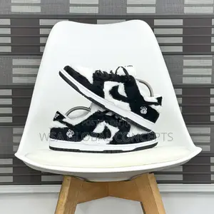 Versy X Nike Sb Dunk Low Vick