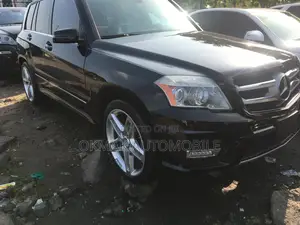 Mercedes-Benz GLK-Class 350 4MATIC 2010 Black