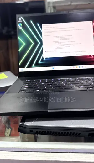 Laptop Razer Blade Advanced 32GB Intel Core i7 SSD 2T