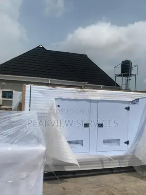 Robust Perkins DIESEL 250kva Soundproof Generator