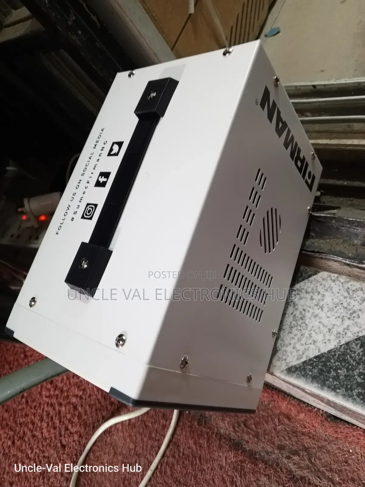 Firman 1000W Voltage Stabilizer