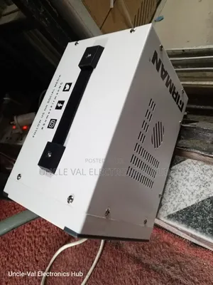 Firman 1000W Voltage Stabilizer