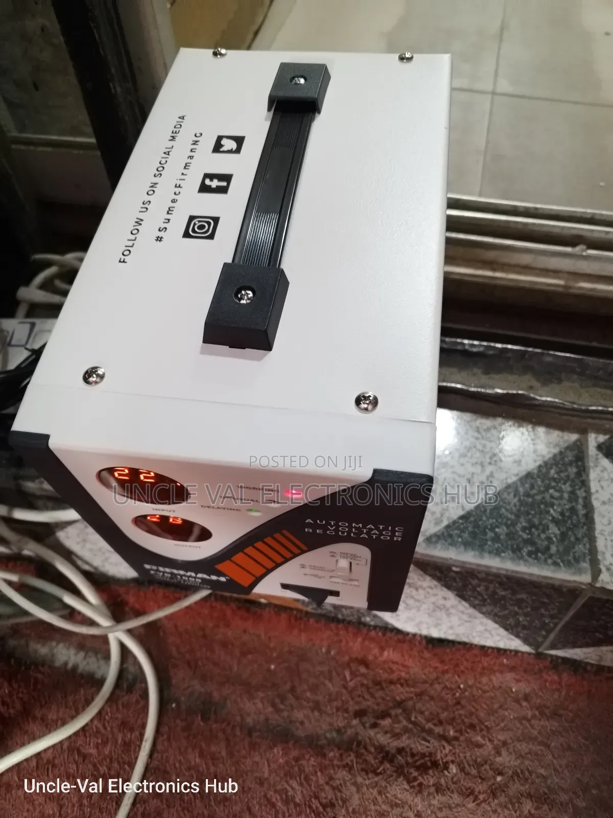 Firman 1000W Voltage Stabilizer
