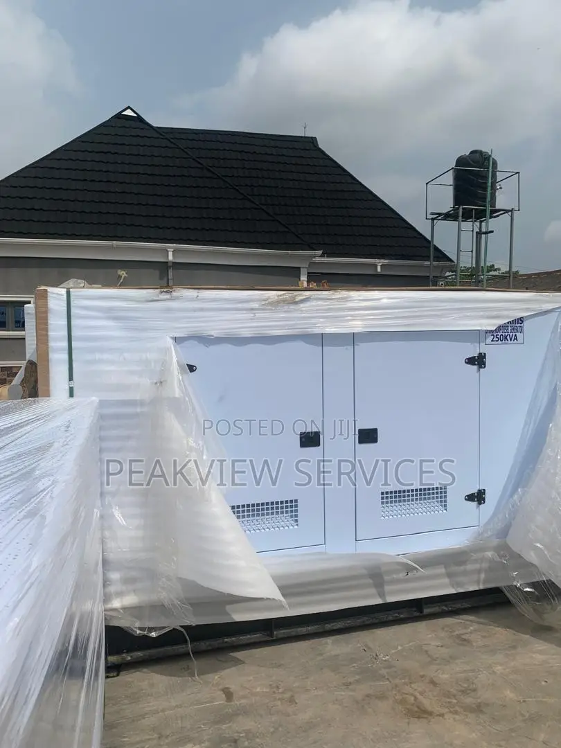 Automaticregulator Perkins 250kvadiesel Soundproof Generator