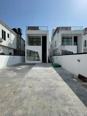 5bdrm Duplex in Lekki for sale