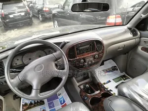 Toyota Sequoia 2004 Black