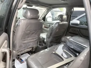 Toyota Sequoia 2004 Black