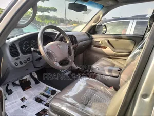 Toyota Sequoia 2007 Silver