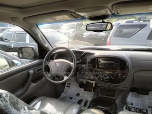 Toyota Sequoia 2007 Silver