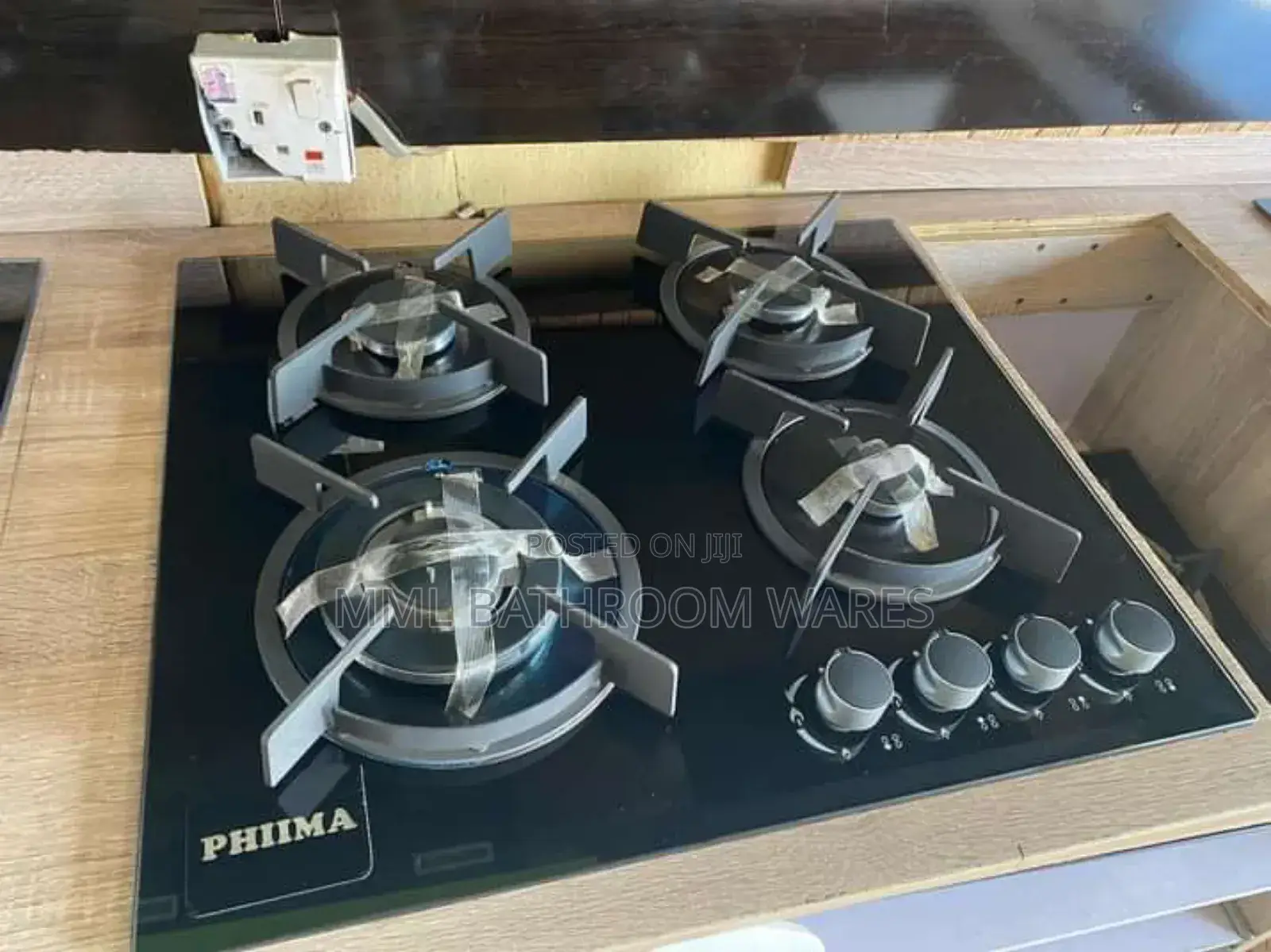 4 Burner Inbuilt Gas Cookers