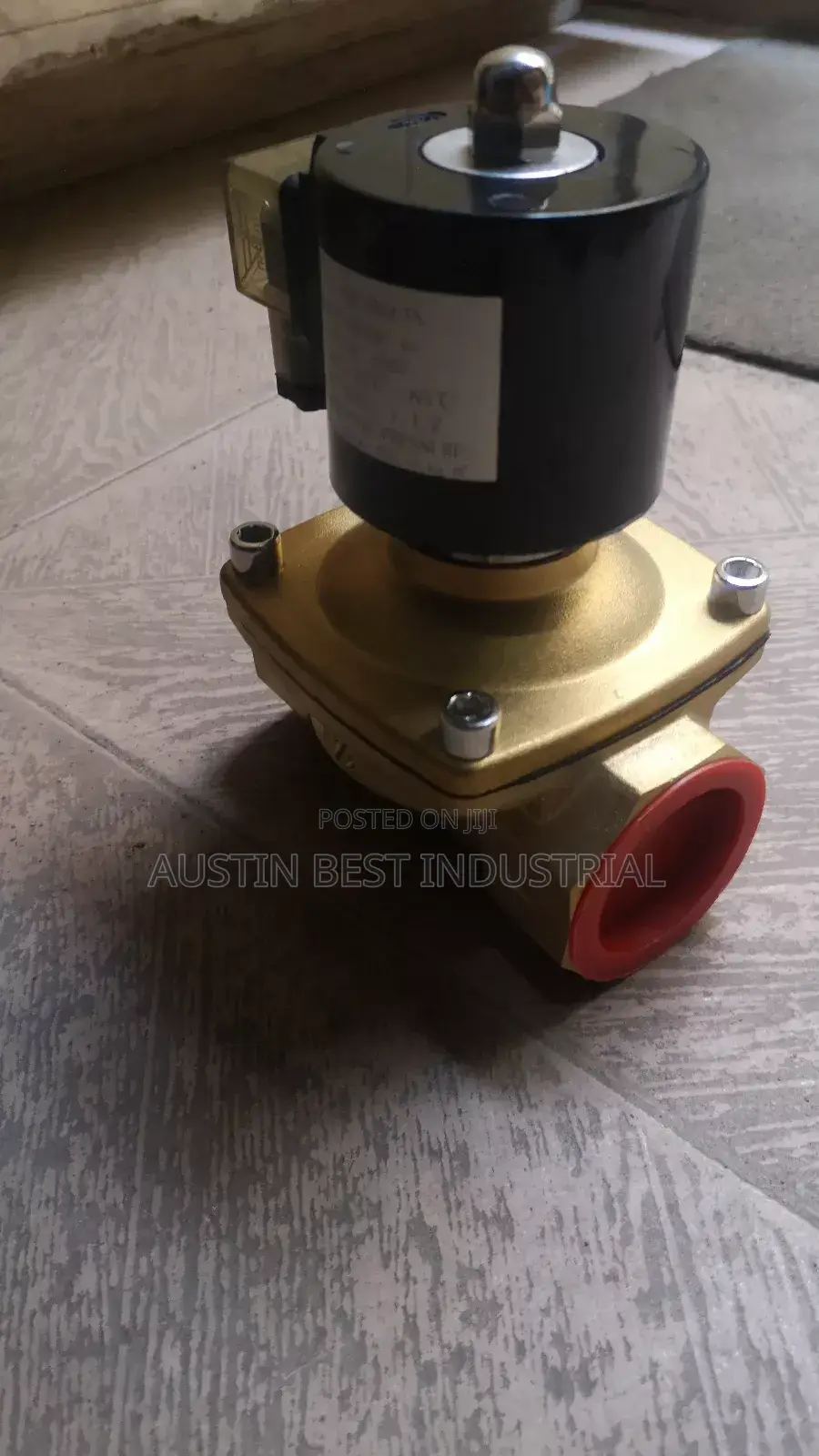 Solenoid Valve 220v 1 1/2