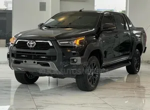New Toyota Hilux 2025 Black