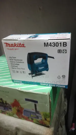 Makita Jiji Saw Machine