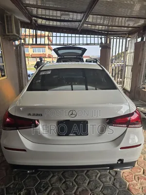 Mercedes-Benz A-Class A 220 4MATIC 2019 White