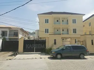 Furnished 5bdrm Townhouse / Terrace in Parkview Estate for rent