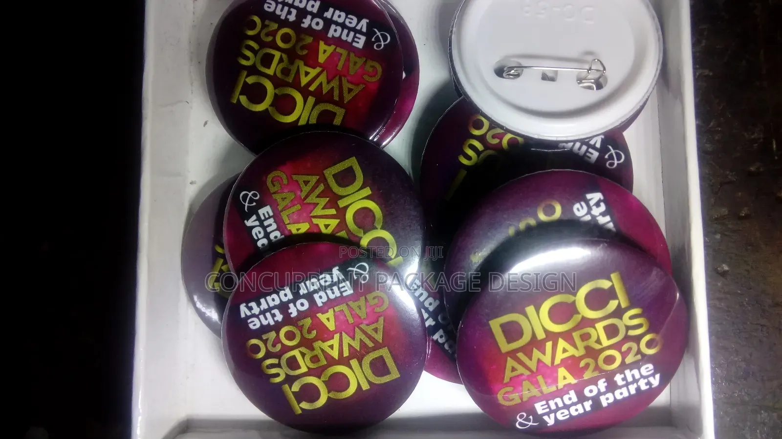 Name Tags Manufacturing