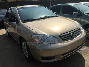 Toyota Corolla LE 2004 Gold