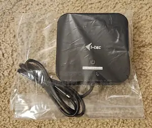 Photo - Professional USB-C Dock: Dual Displays 100W Power