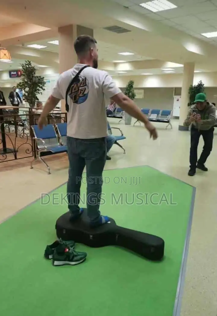 Guitar Hard Flight Case or Bag