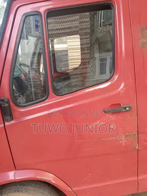 Mercedes-Benz Sprinter 2010 Red