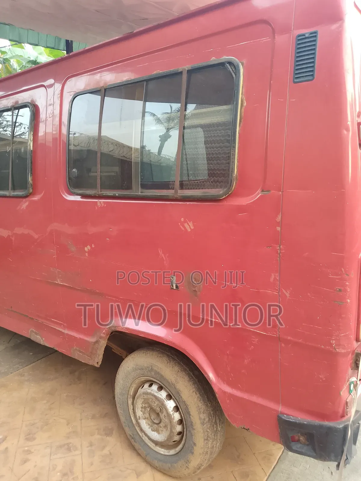 Mercedes-Benz Sprinter 2010 Red