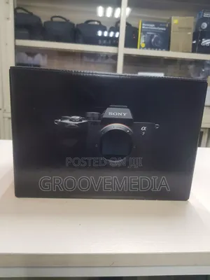 Photo - Sony Alpha 7 Mark Iv Body