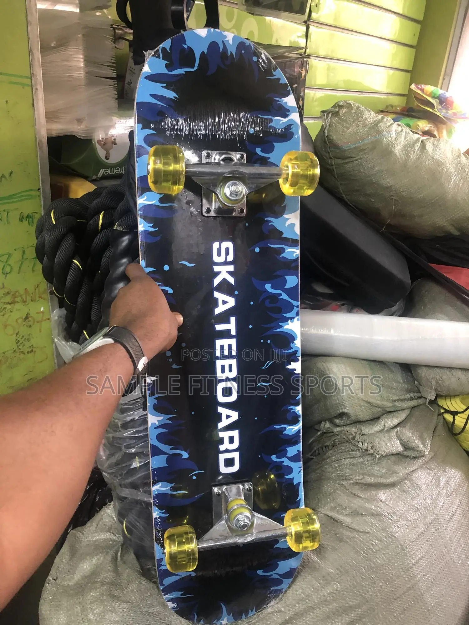 New Design Rubber Wheel Skateboard